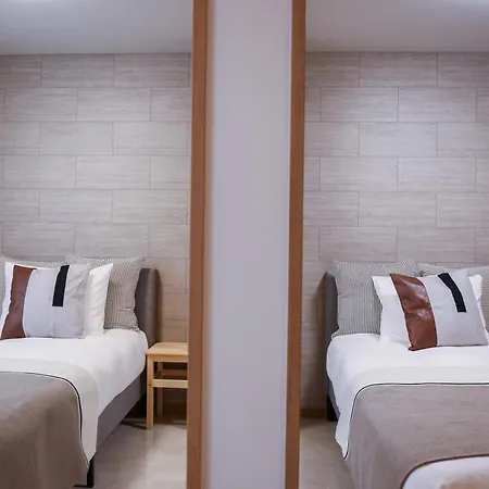 Ekimae Apartment Hakata  Exterior photo