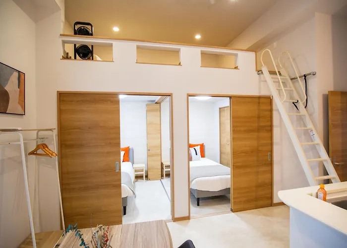 Ekimae Apartment